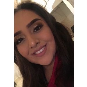 Meet your Posher, Veronica